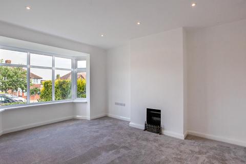 109 Green Lane, Chislehurst, BR7 6AT