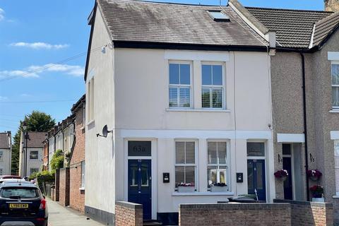 63a Green Lane, Chislehurst, BR7 6AW