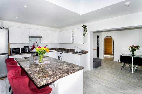 46 Walden Avenue, Chislehurst, BR7 6EW