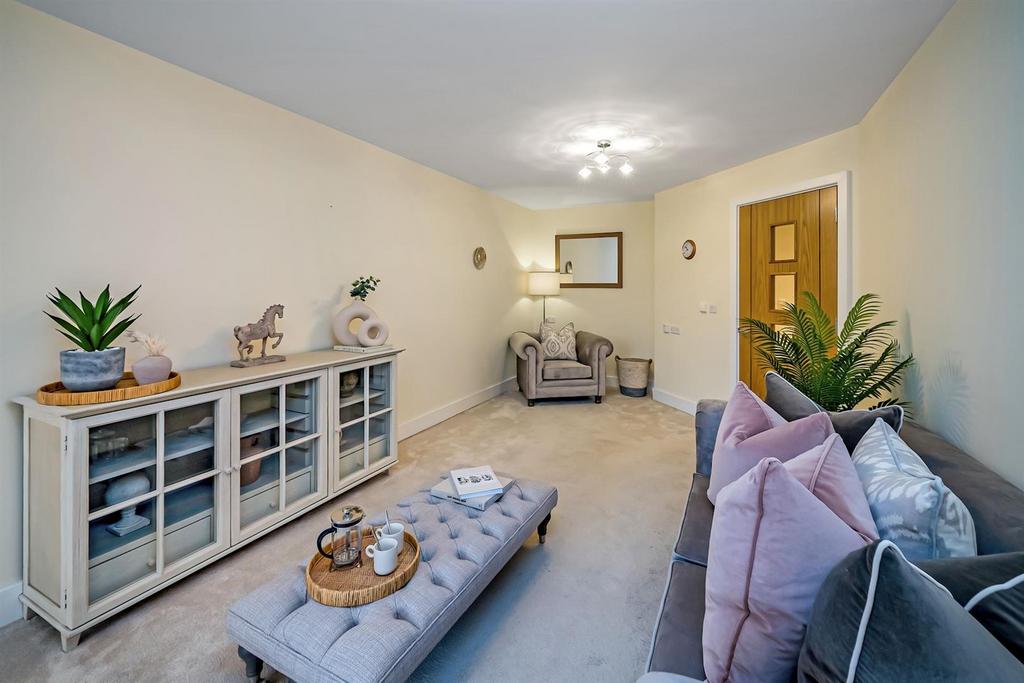 10 39bd JPH 36 Swith House Maidenhead 17 medium.jpg