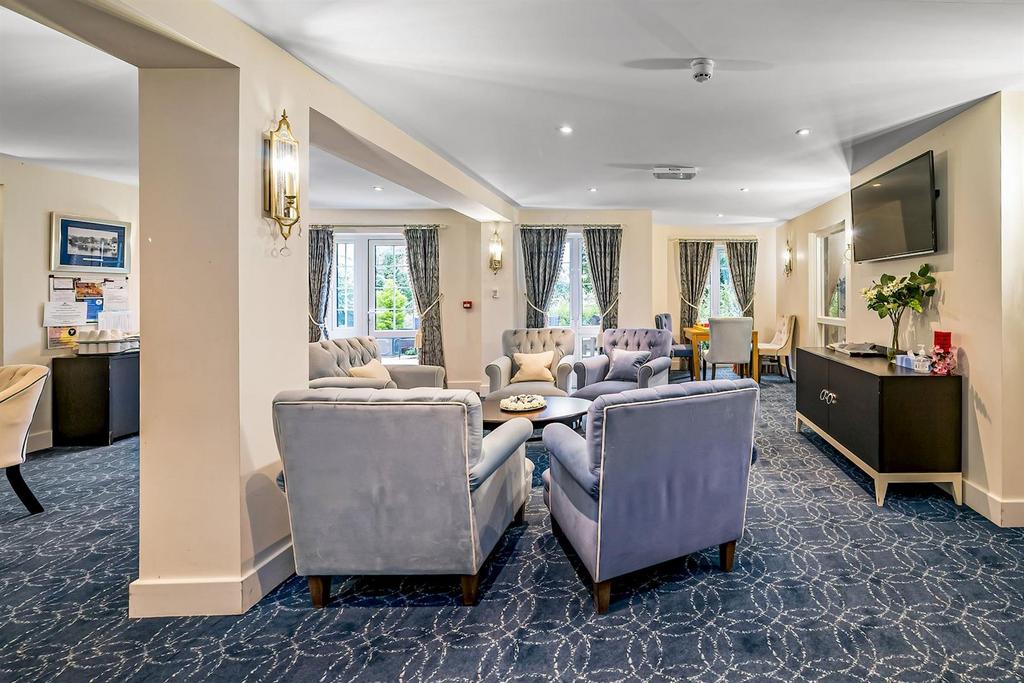 15-2e67 JPH 36 Swith House Maidenhead-23-medium.jpg
