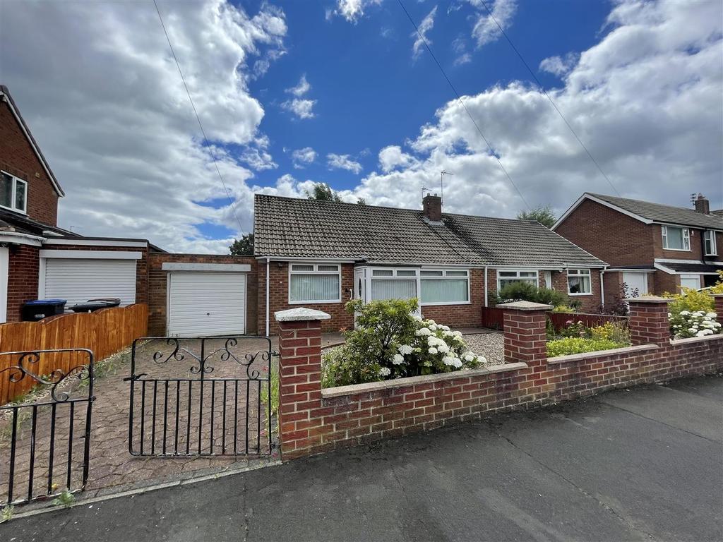 Leander Avenue, Chester Le Street 2 bed semidetached house £159,950