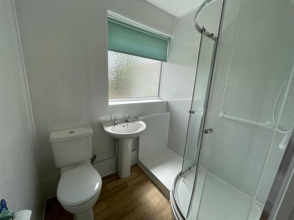 Leander Avenue, Chester Le Street 2 bed semidetached house £159,950