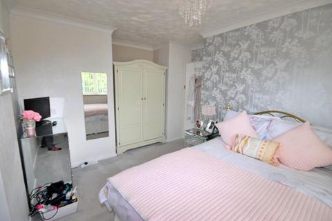 12 Edgar Close, Tamworth, B79 8NE