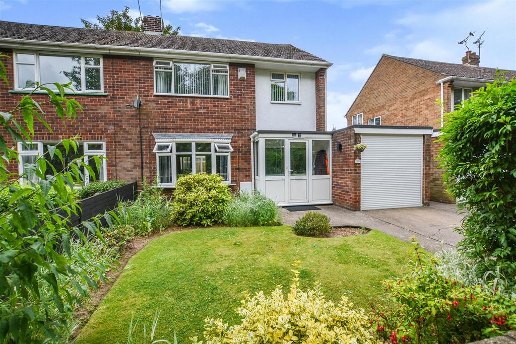 Cavendish Road, Scunthorpe 3 bed semidetached house for sale £195,000