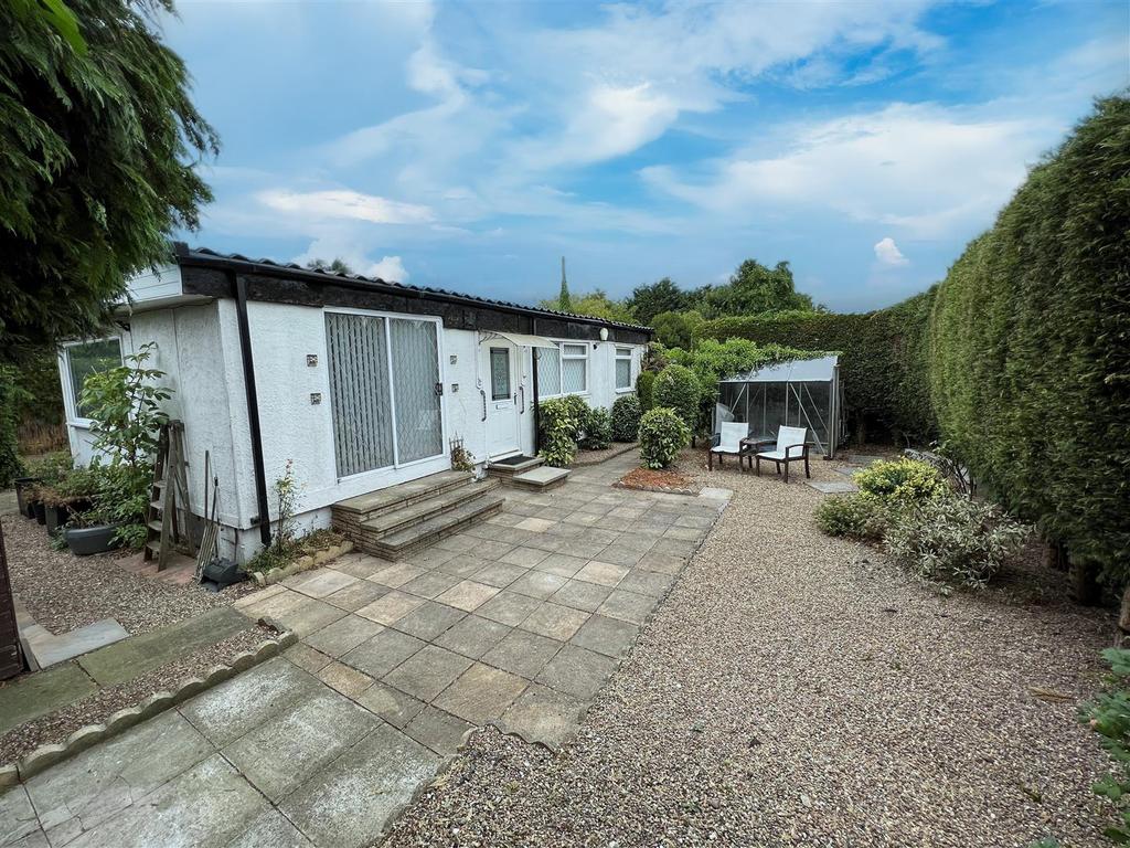 Grove Hall, Knottingley 1 bed park home £70,000