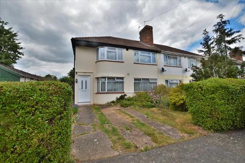 1 Cornwall Avenue, Slough, SL2 1AY