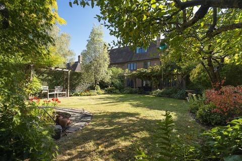 55 Southway, London, NW11 6SB