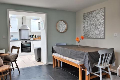 The Old Post Office Downs Hill, Golant, Fowey, PL23 1LJ