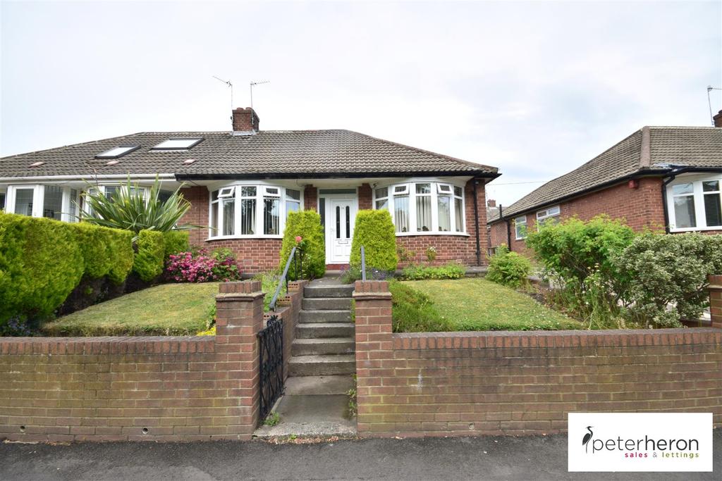 Barnes Park Road, Sunderland 2 bed semidetached bungalow £160,000