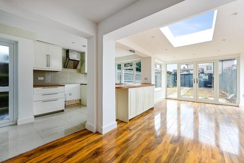 65 Boscombe Road, Worcester Park, KT4 8PJ