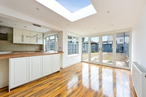 65 Boscombe Road, Worcester Park, KT4 8PJ