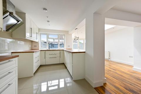 65 Boscombe Road, Worcester Park, KT4 8PJ