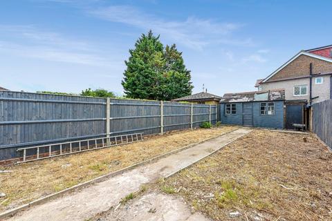 65 Boscombe Road, Worcester Park, KT4 8PJ