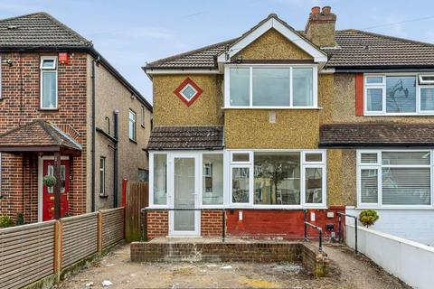 65 Boscombe Road, Worcester Park, KT4 8PJ