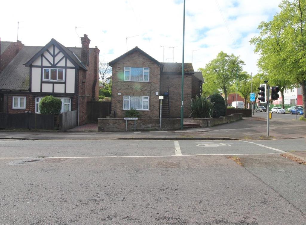 Haydn Road, Nottingham 2 bed flat £530 pcm (£122 pw)