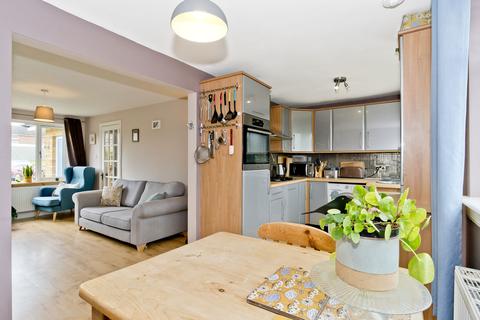 217 Cuiken Terrace, Penicuik, EH26 9AS