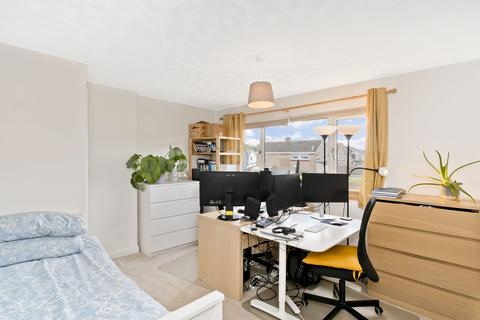 217 Cuiken Terrace, Penicuik, EH26 9AS