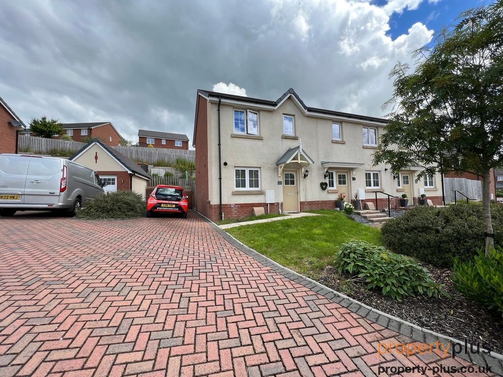 Highfields Tonyrefail Tonyrefail 2 bed semidetached house £192,000