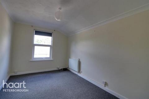 1 bedroom flat to rent, St Augustines Road, Wisbech