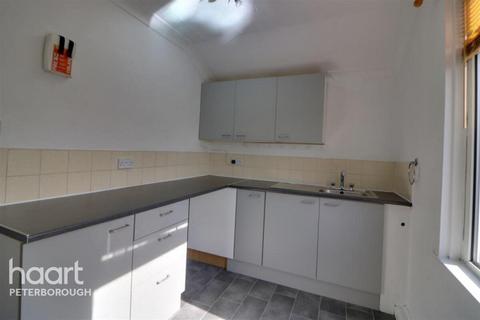 1 bedroom flat to rent, St Augustines Road, Wisbech
