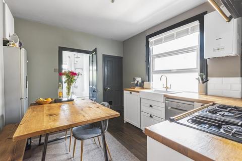19 Boundary Road, London, SW19 2AW