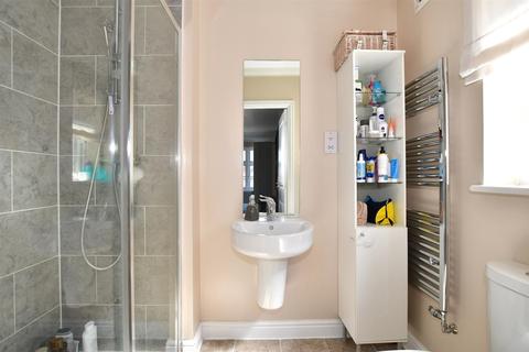 1 Aspdin Close, Halling, Rochester, ME2 1GD