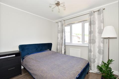1 Aspdin Close, Halling, Rochester, ME2 1GD