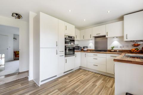 undefined, Berryfields,  Aylesbury,  HP18