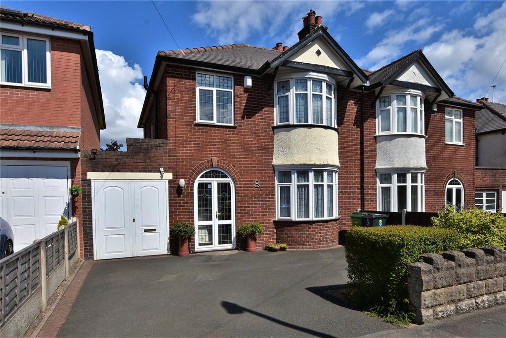 Springfield Drive, Halesowen, West Midlands, B62 3 bed semidetached