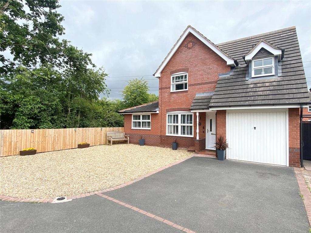 Hallam Drive, Berwick Grange, Shrewsbury, Shrosphire, SY1 3 bed detached house £325,000