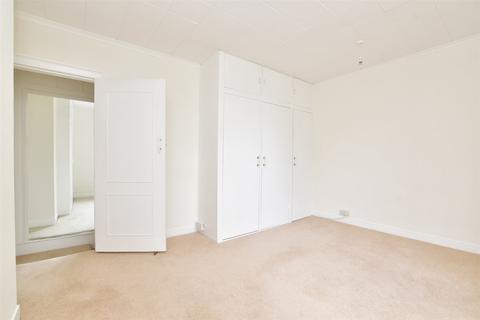 29 Archway Place, Dorking, RH4 1DR