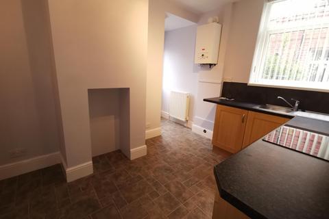 2 bedroom flat to rent, Guelder Road, High Heaton, Newcastle upon Tyne, NE7