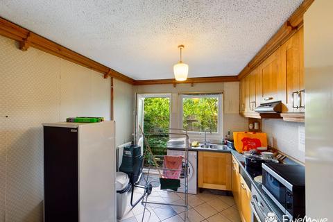 26 Hamilton Close, Amesbury, Salisbury, SP4 7QT
