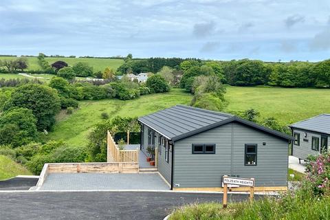2 bedroom detached bungalow for sale - Juliots Well Holiday Park, Camelford