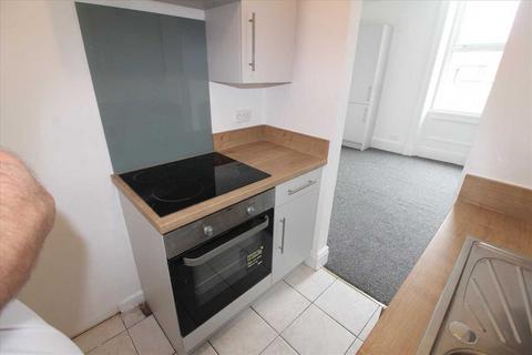 1 bedroom apartment to rent, Grosvenor Road, Flat 2, Prenton