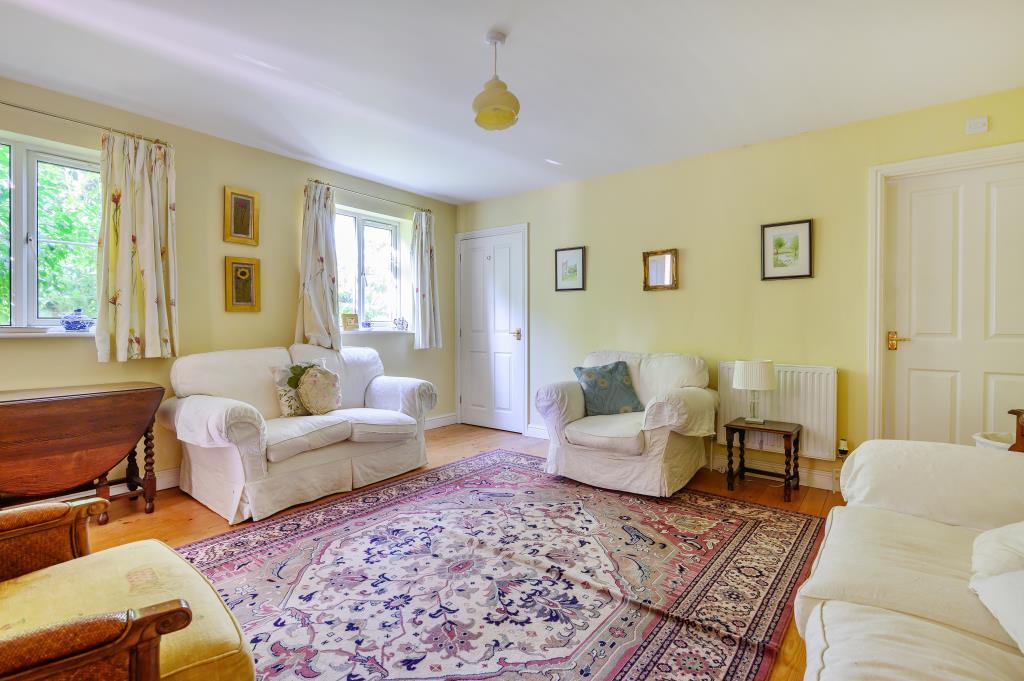 Burley Gate, Herefordshire, HR1 3 bed detached house for sale £400,000