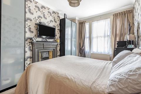 15 Heaton Road, Mitcham, CR4 2BW