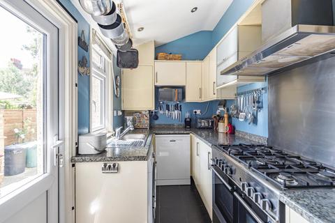15 Heaton Road, Mitcham, CR4 2BW