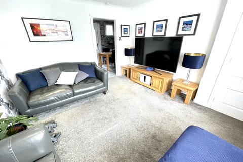 11 Cathkin Place, Cambuslang, Glasgow, G72 7AZ