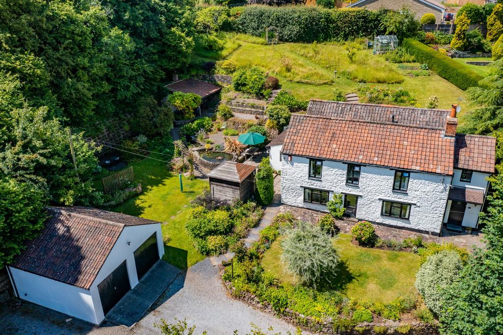 St. Hill, EastoninGordano, Bristol, BS20 4 bed detached house