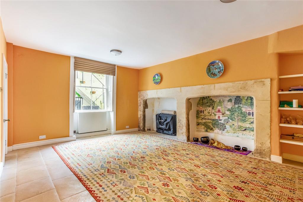 Bedroom/Family Room