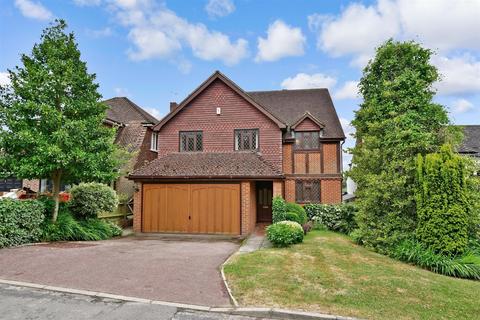 Hill House, 52 Eynsford Rise, Eynsford, Dartford, DA4 0HR