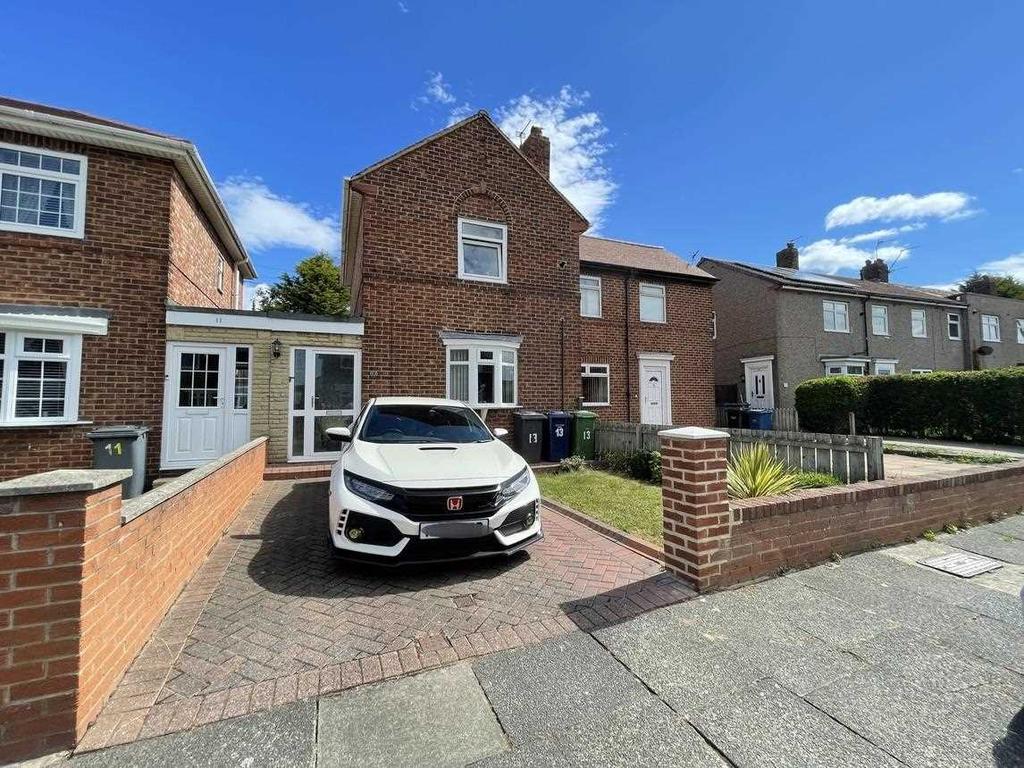 Russell Avenue, South Shields 2 bed semidetached house £119,500