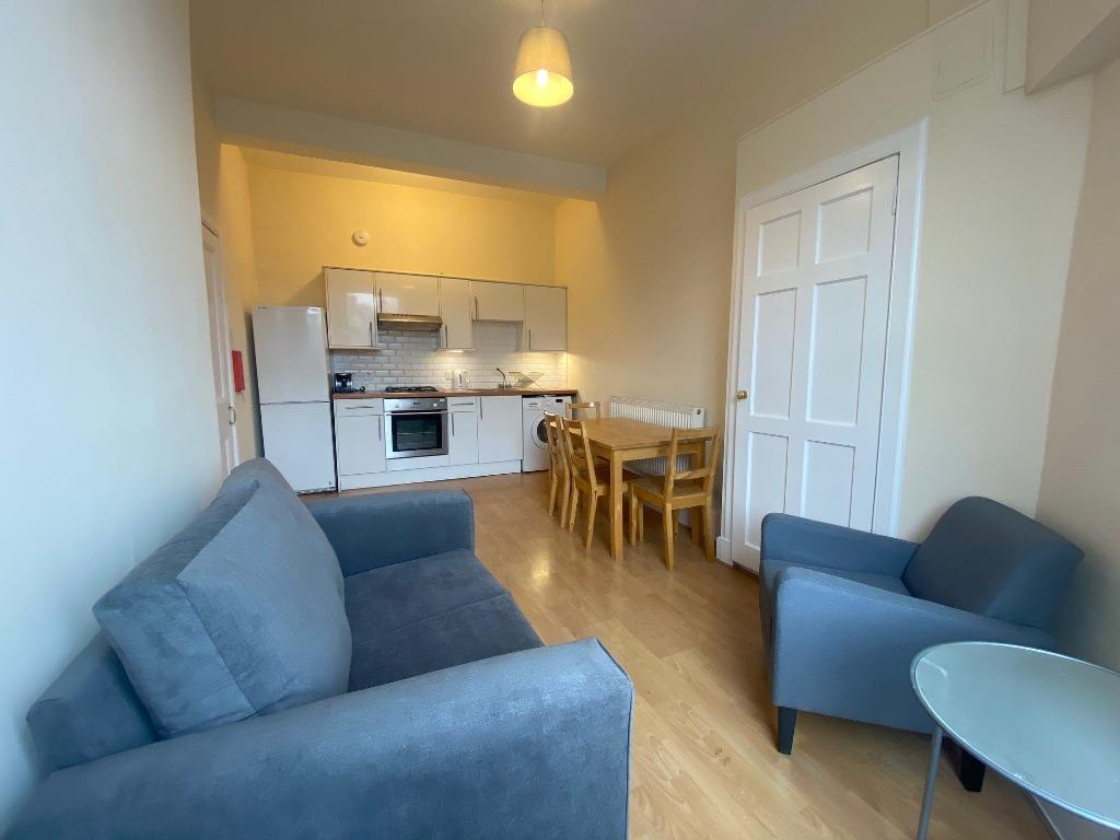 Apartment in Edinburgh - View 3