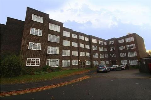 2 bedroom apartment to rent, Arborfield Close, Slough, Berkshire, SL1