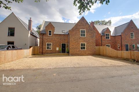 3 Signal Close, Marshland St James, Wisbech, PE14 8ET