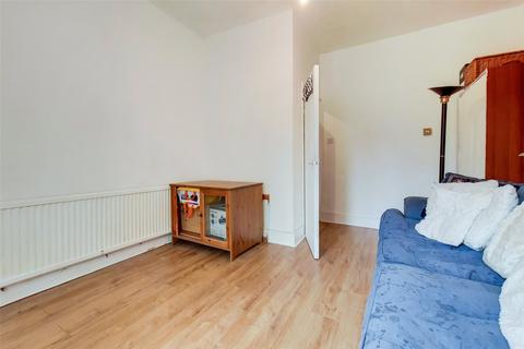 3 bedroom apartment for sale, Leighton Grove, London, NW5