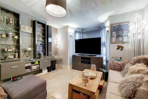 3 bedroom apartment for sale, Leighton Grove, London, NW5