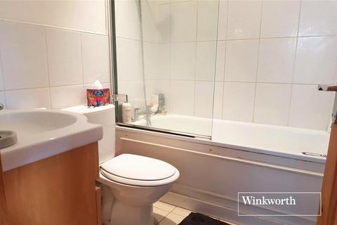 2b Puller Road, Barnet, EN5 4HF